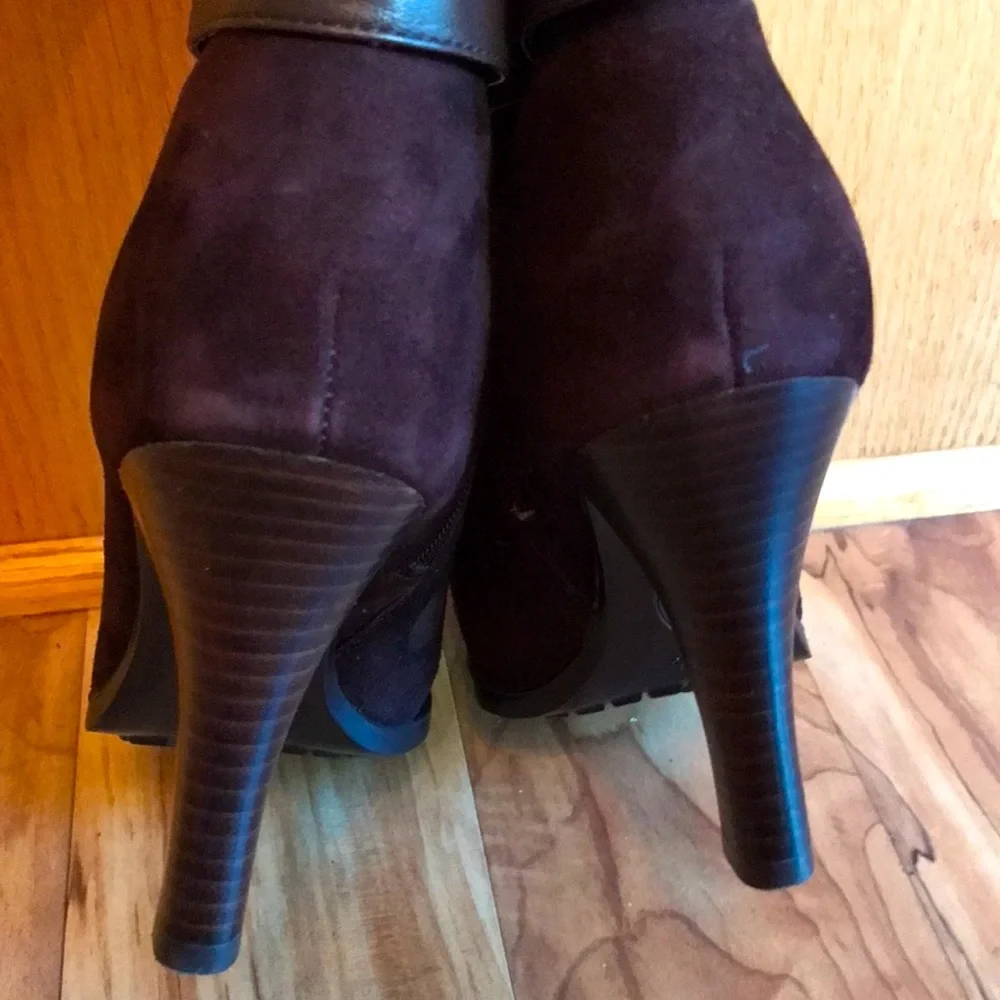 Sofft 8” Ballena brown smooth leather cuffed stiletto short boots 4” heel size 7